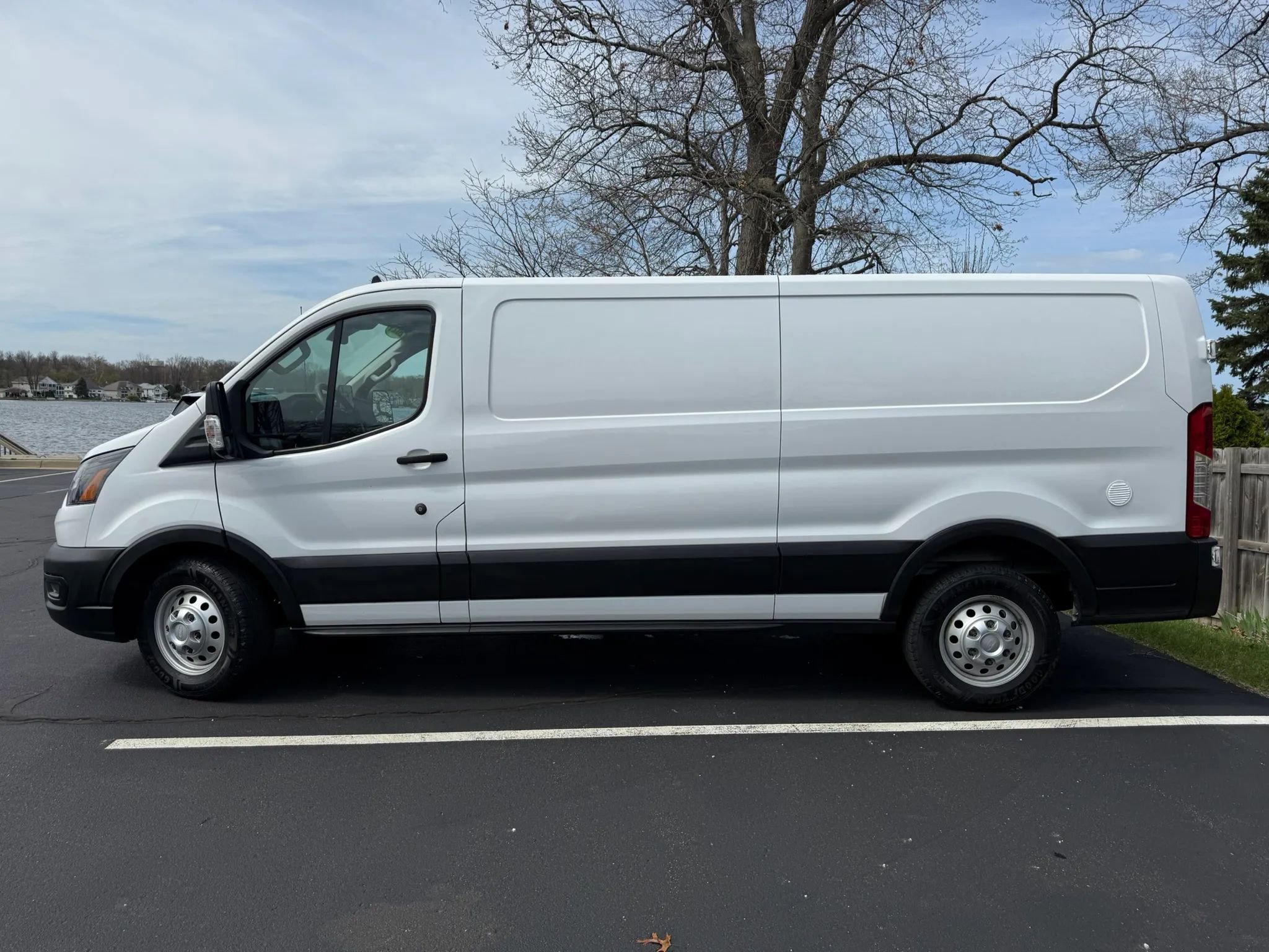 Used 2021 Ford Transit 150 Low Roof AWD image 8