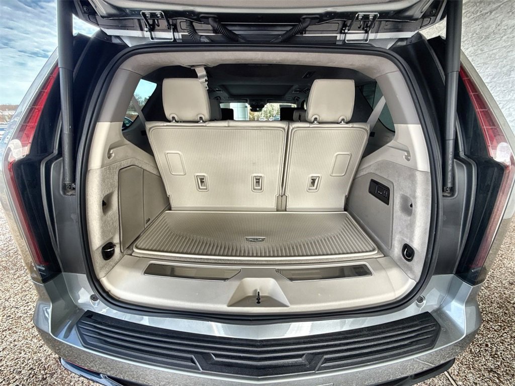 Certified 2024 Cadillac Escalade Sport Platinum w/ Heavy-Duty Trailer Package image 25