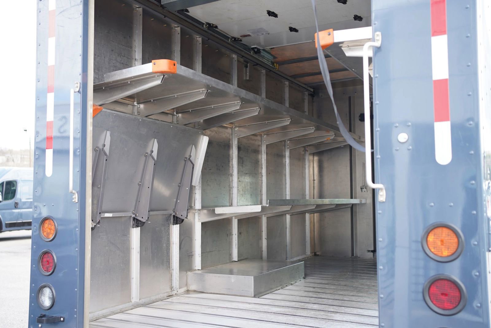 Used 2021 Ford Transit 350 DRW image 13