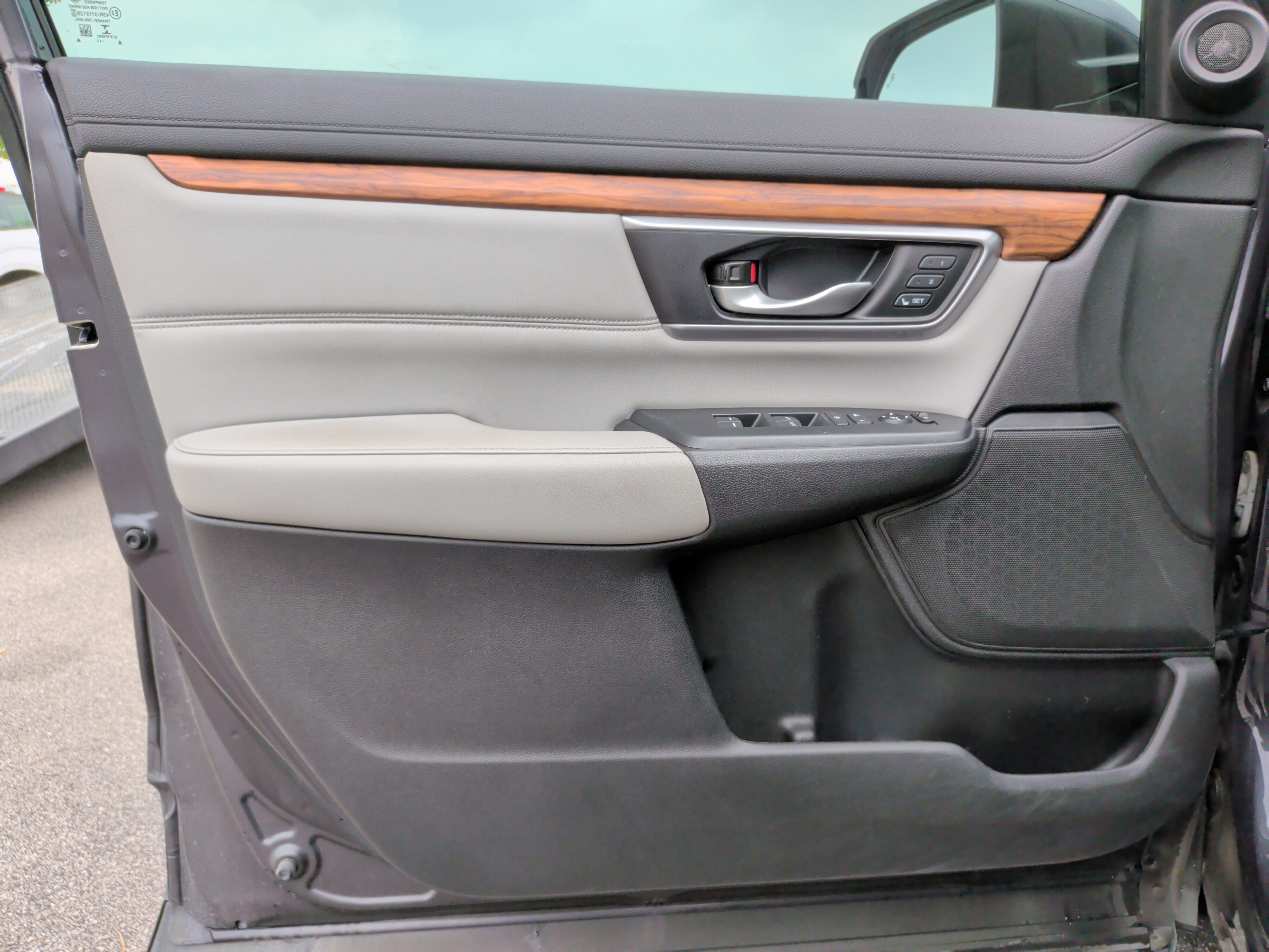 Used 2017 Honda CR-V EX-L image 26