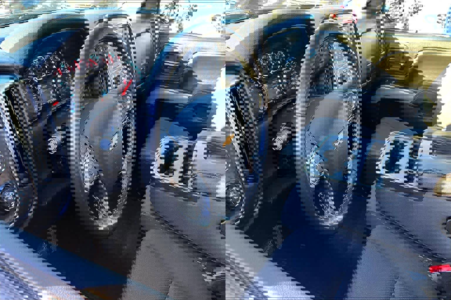 Used 2018 Chevrolet Silverado 1500 LT w/ All Star Edition image 15