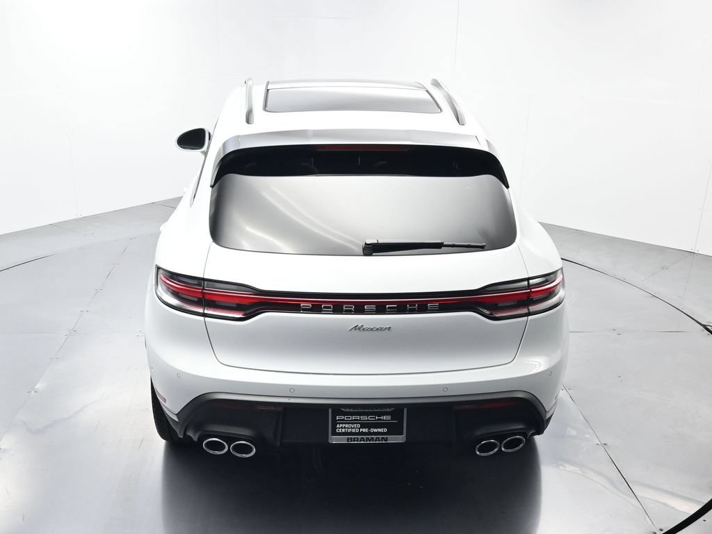 Certified 2025 Porsche Macan Turbo AWD/4WD image 40
