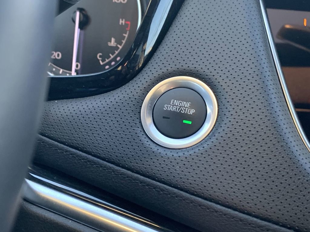 Certified 2025 Cadillac XT5 Premium Luxury image 14