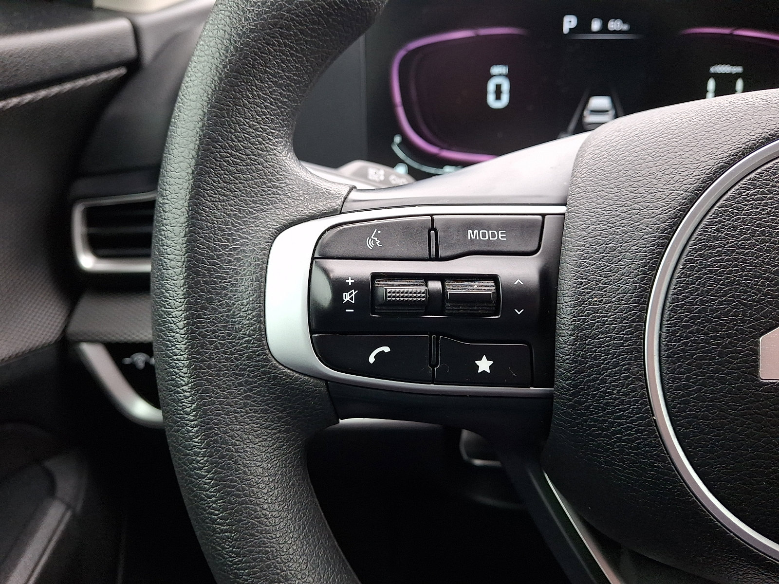 Used 2023 Kia Sportage LX image 21