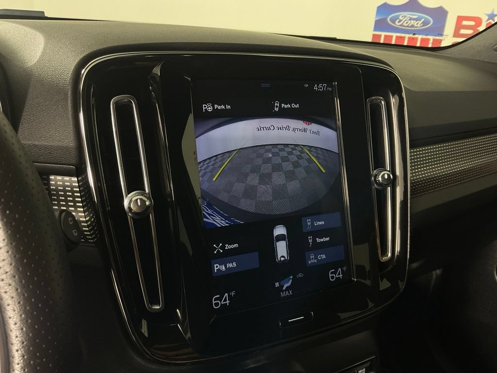 Used 2019 Volvo XC40 T5 R-Design AWD/4WD image 23