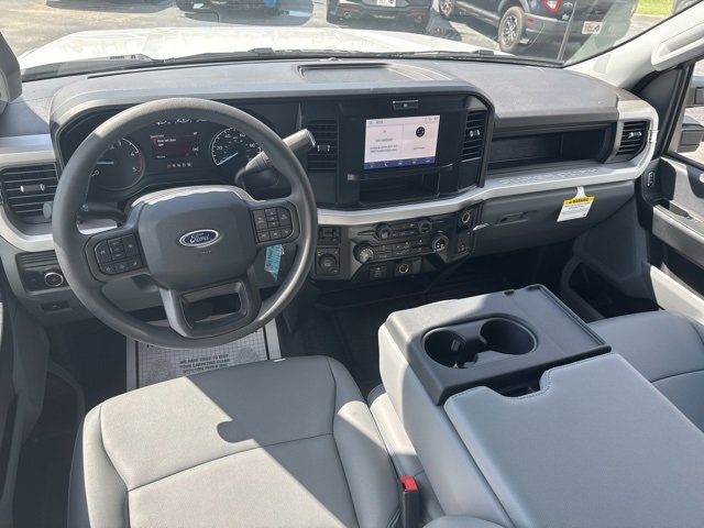 New 2025 Ford F350 XL w/ XL Chrome Package image 24