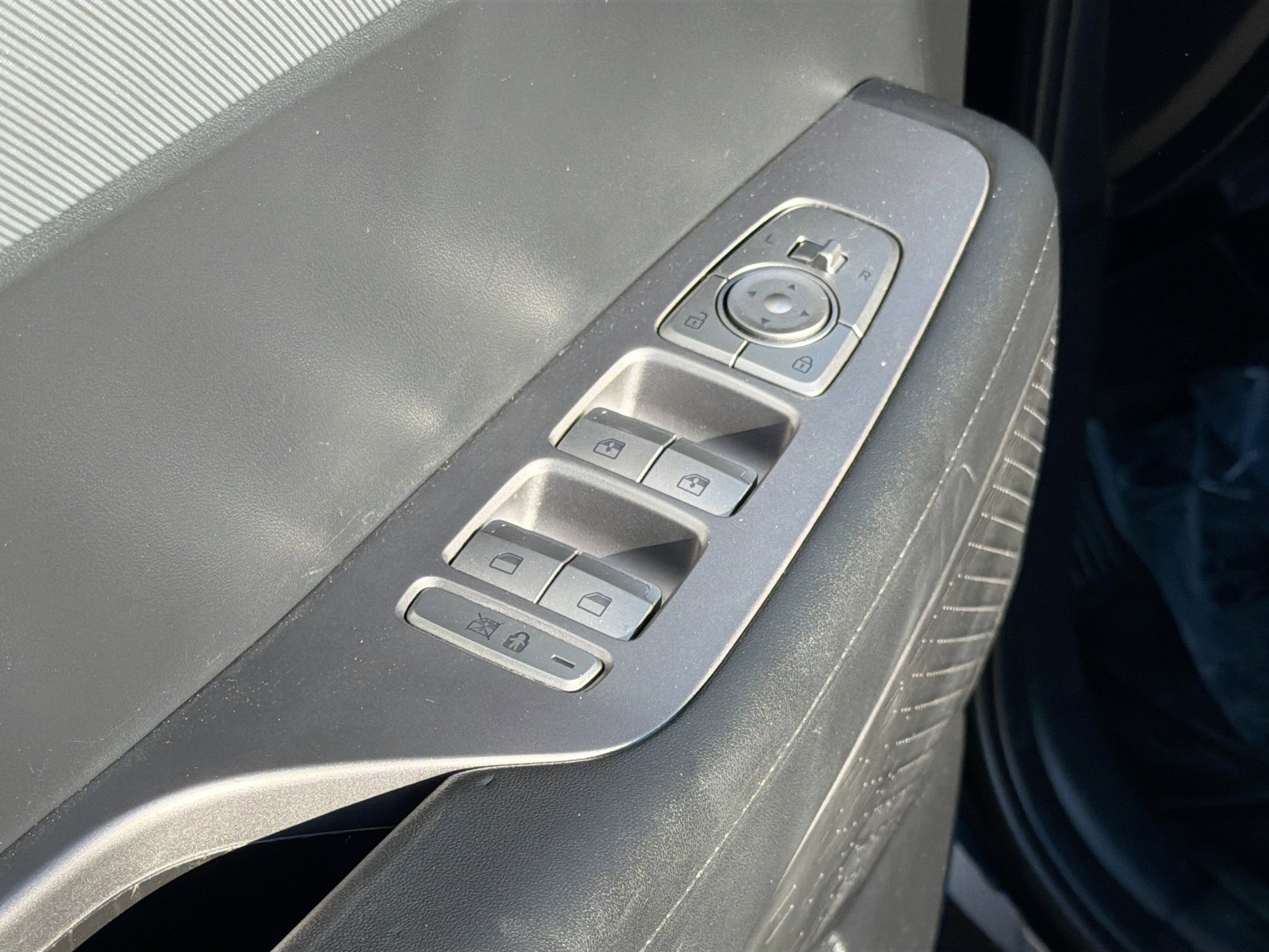 Used 2023 Hyundai Palisade SE image 23