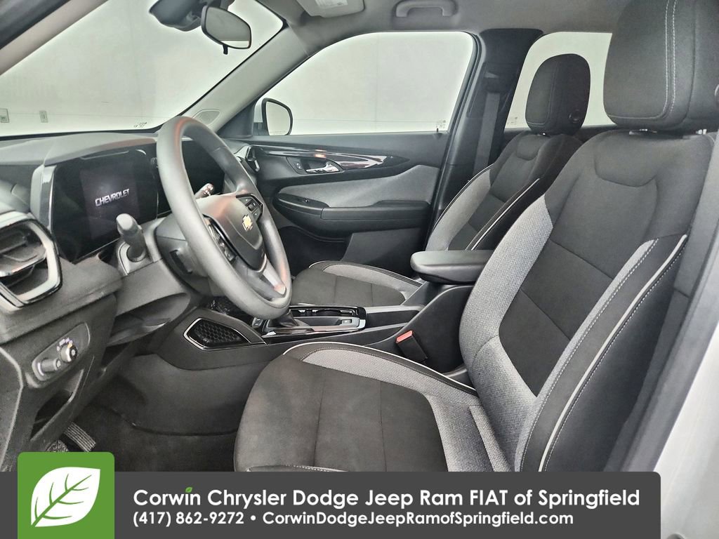 Used 2025 Chevrolet TrailBlazer LT image 19