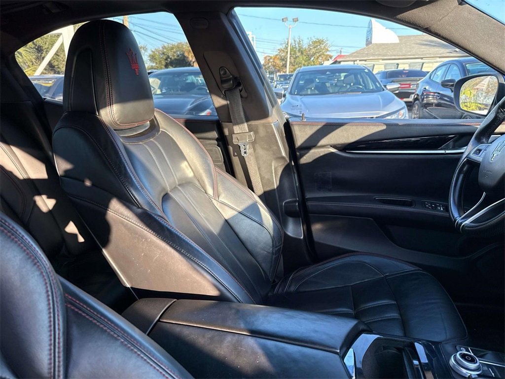 Used 2017 Maserati Ghibli S image 10