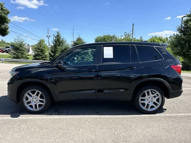 Used 2024 Honda Passport EX-L image 2
