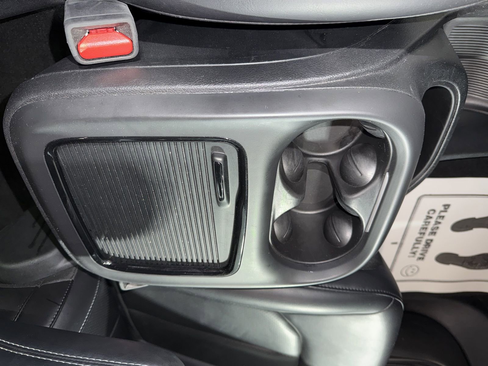 Used 2024 Chrysler Pacifica Select image 35