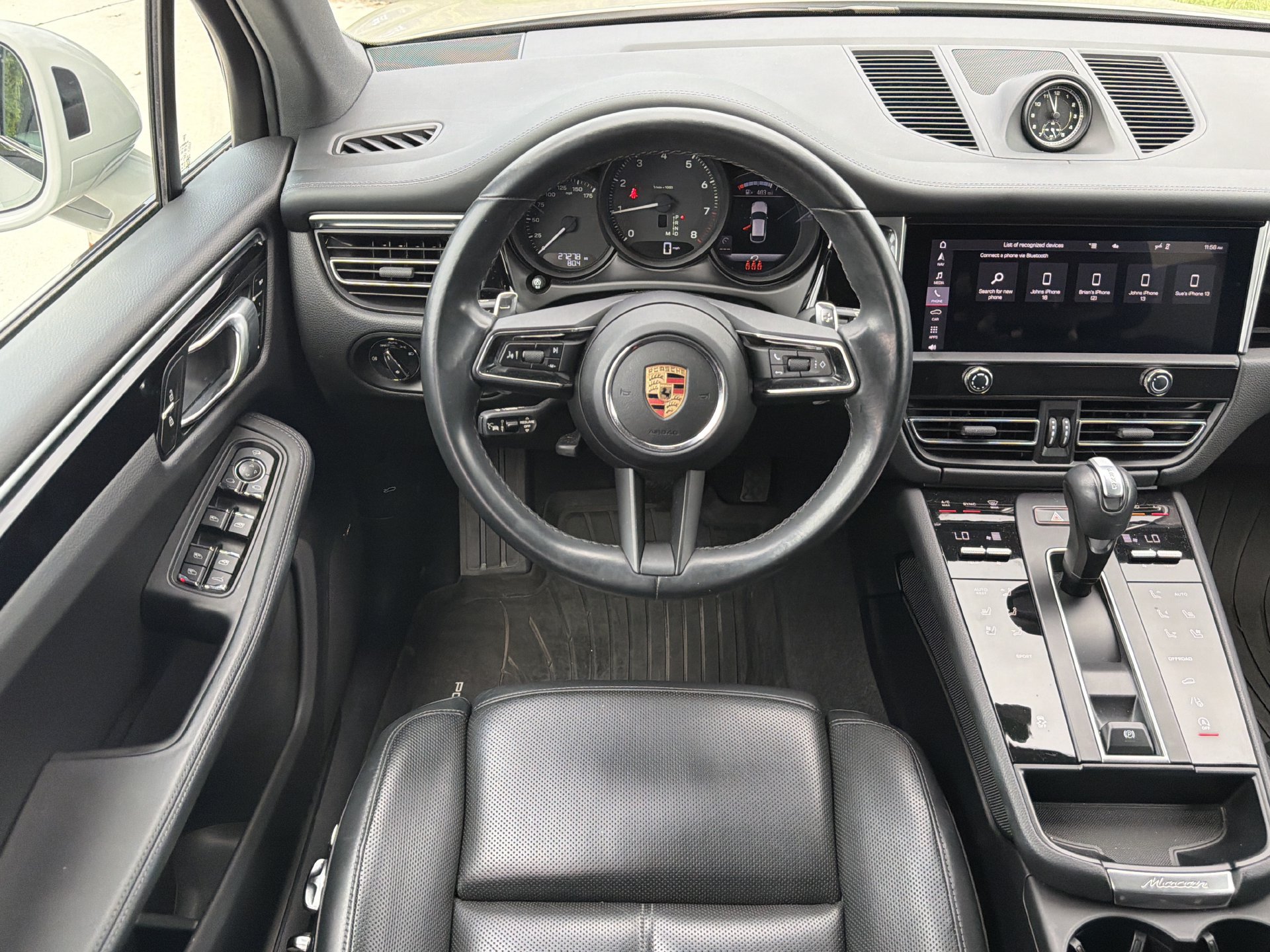 Used 2023 Porsche Macan Turbo AWD/4WD image 15
