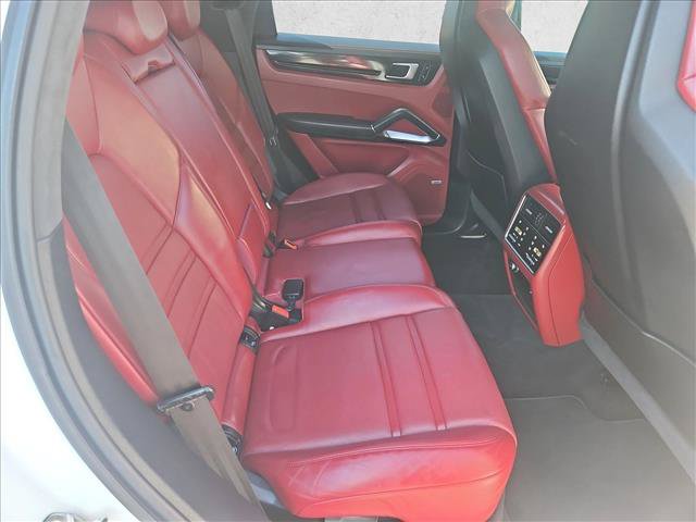 Used 2019 Porsche Cayenne Turbo AWD/4WD image 22