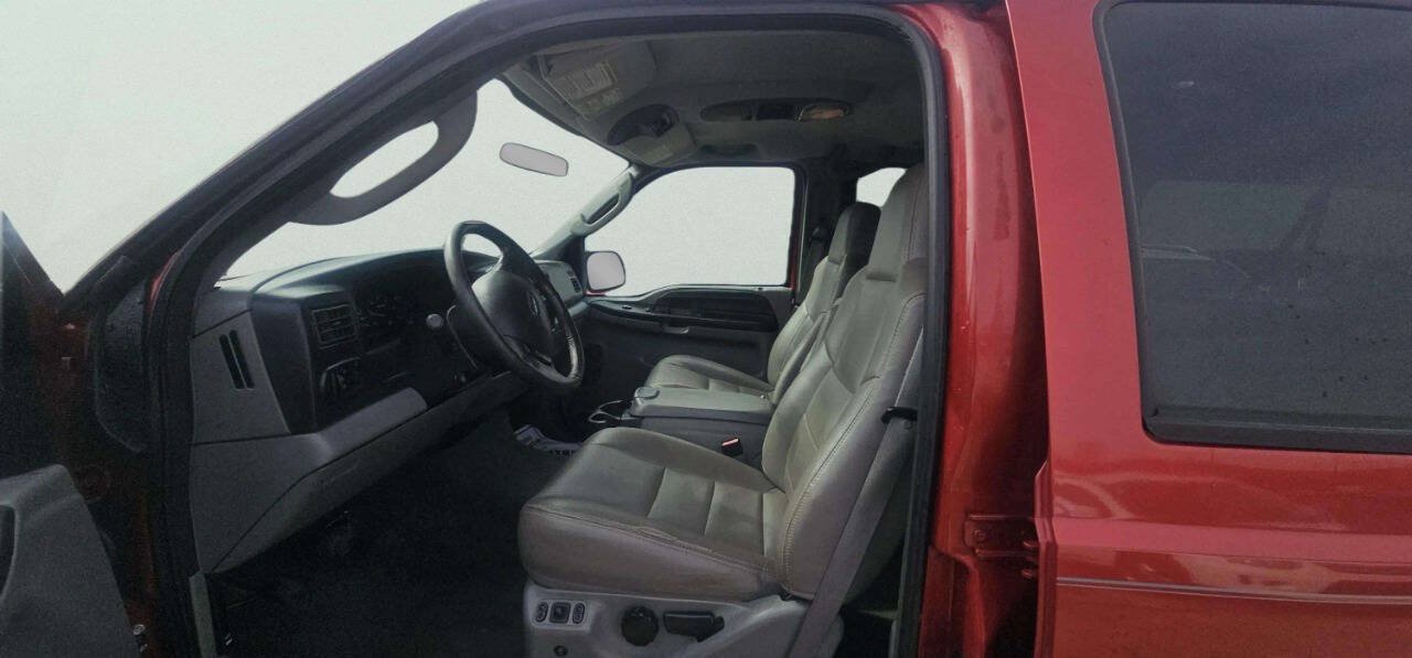 Used 2005 Ford Excursion XLT AWD/4WD image 7