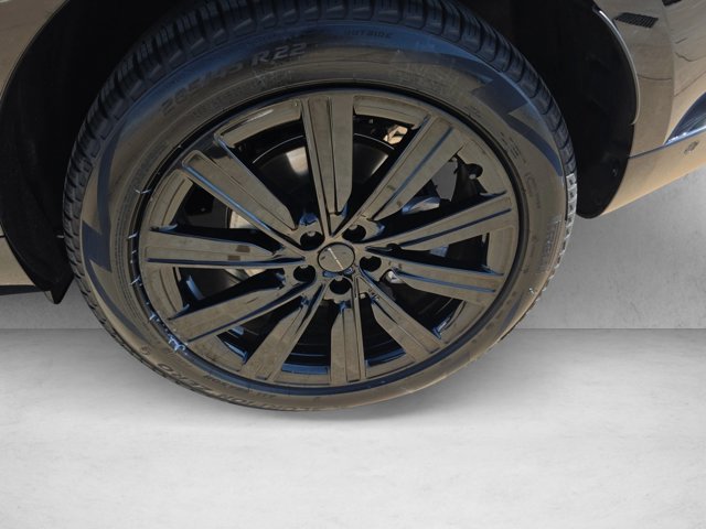 Used 2026 Land Rover Range Rover Long Wheelbase SE AWD/4WD image 21