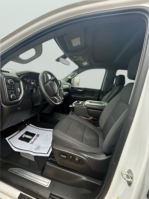 Used 2022 Chevrolet Silverado 1500 RST w/ Bed Protection Package AWD/4WD image 9