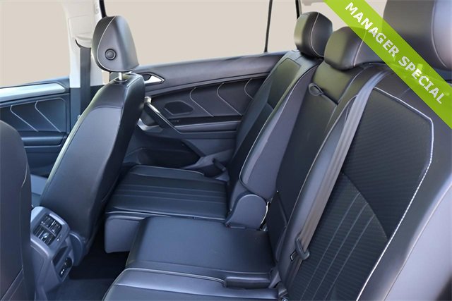 Used 2024 Volkswagen Tiguan SE image 15