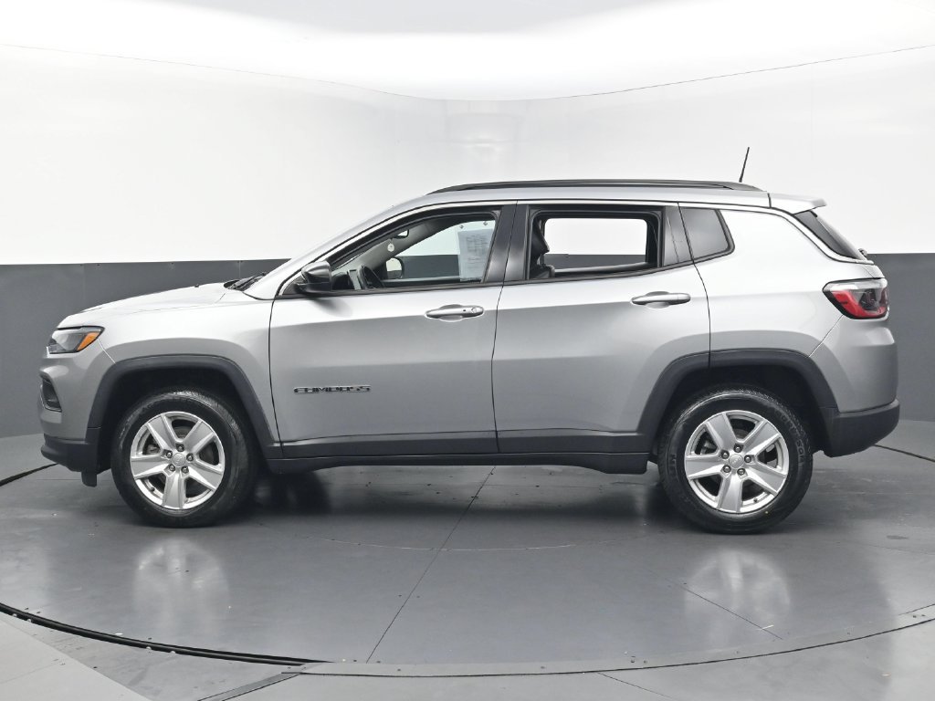 Used 2022 Jeep Compass Latitude w/ Convenience Group AWD/4WD image 49