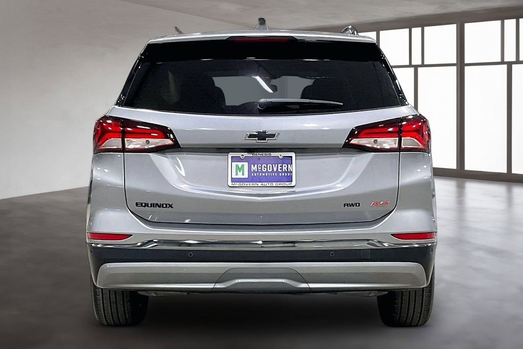 Used 2023 Chevrolet Equinox RS w/ LPO, Floor Liner Package AWD/4WD image 5