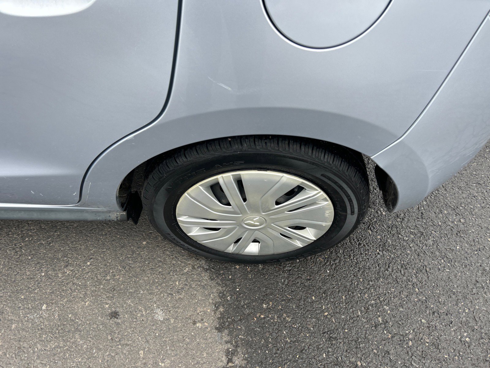 Used 2018 Mitsubishi Mirage ES image 29