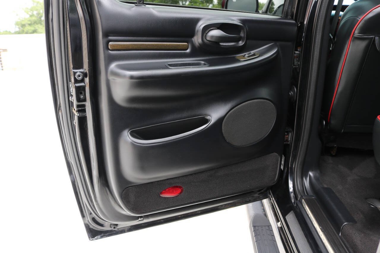 Used 2002 Lincoln Blackwood RWD image 90