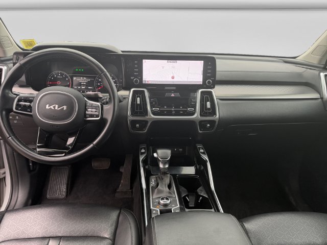 Certified 2022 Kia Sorento SX AWD/4WD image 18