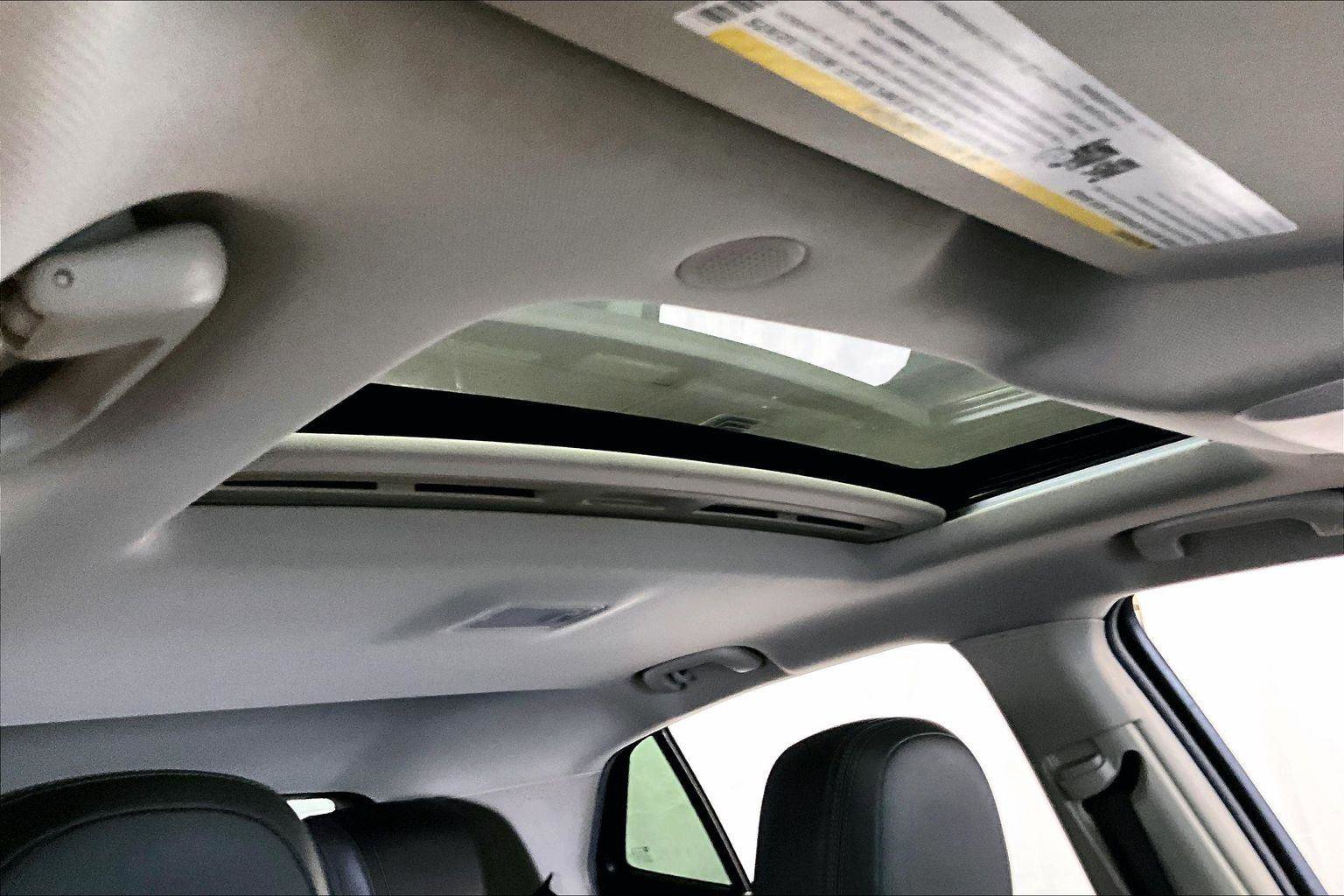 Used 2019 Buick Encore Essence w/ Experience Buick Package image 21