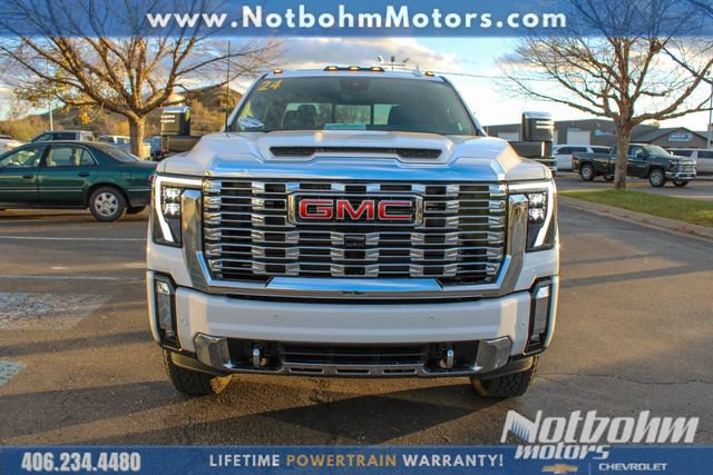 Used 2024 GMC Sierra 3500 Denali w/ Denali Reserve Package AWD/4WD image 5