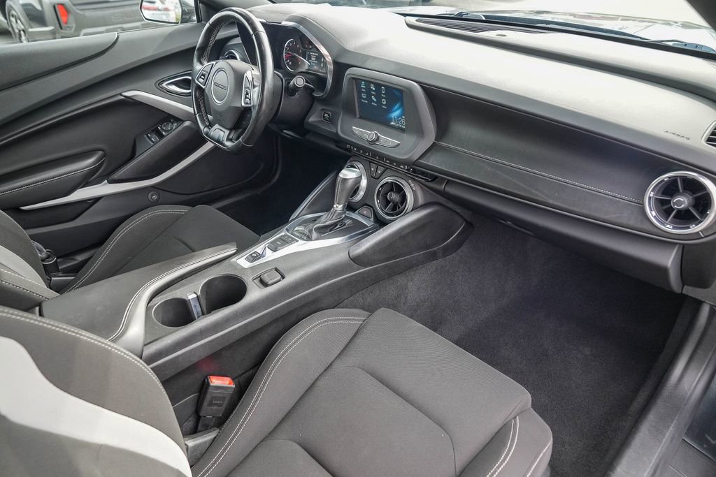 Used 2018 Chevrolet Camaro LT w/ RS Package image 14