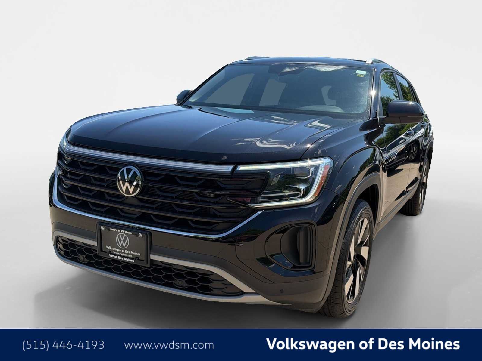 Used 2024 Volkswagen Atlas Cross Sport SE AWD/4WD image 1