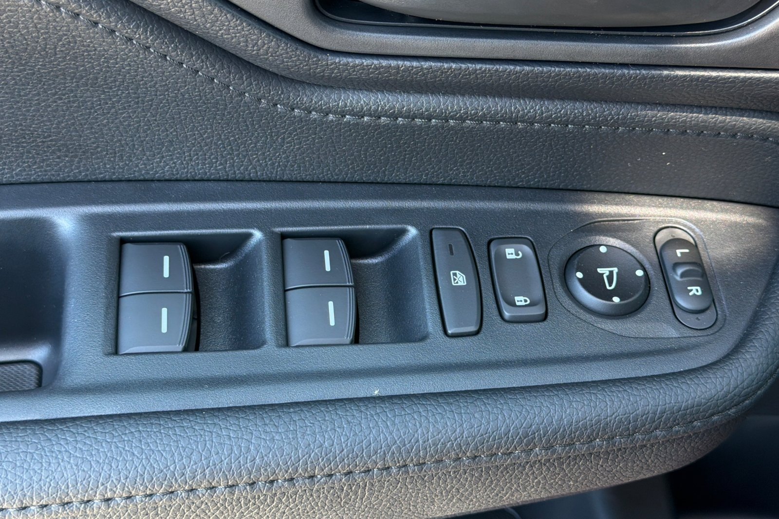 New 2026 Honda Odyssey Sport-L image 13