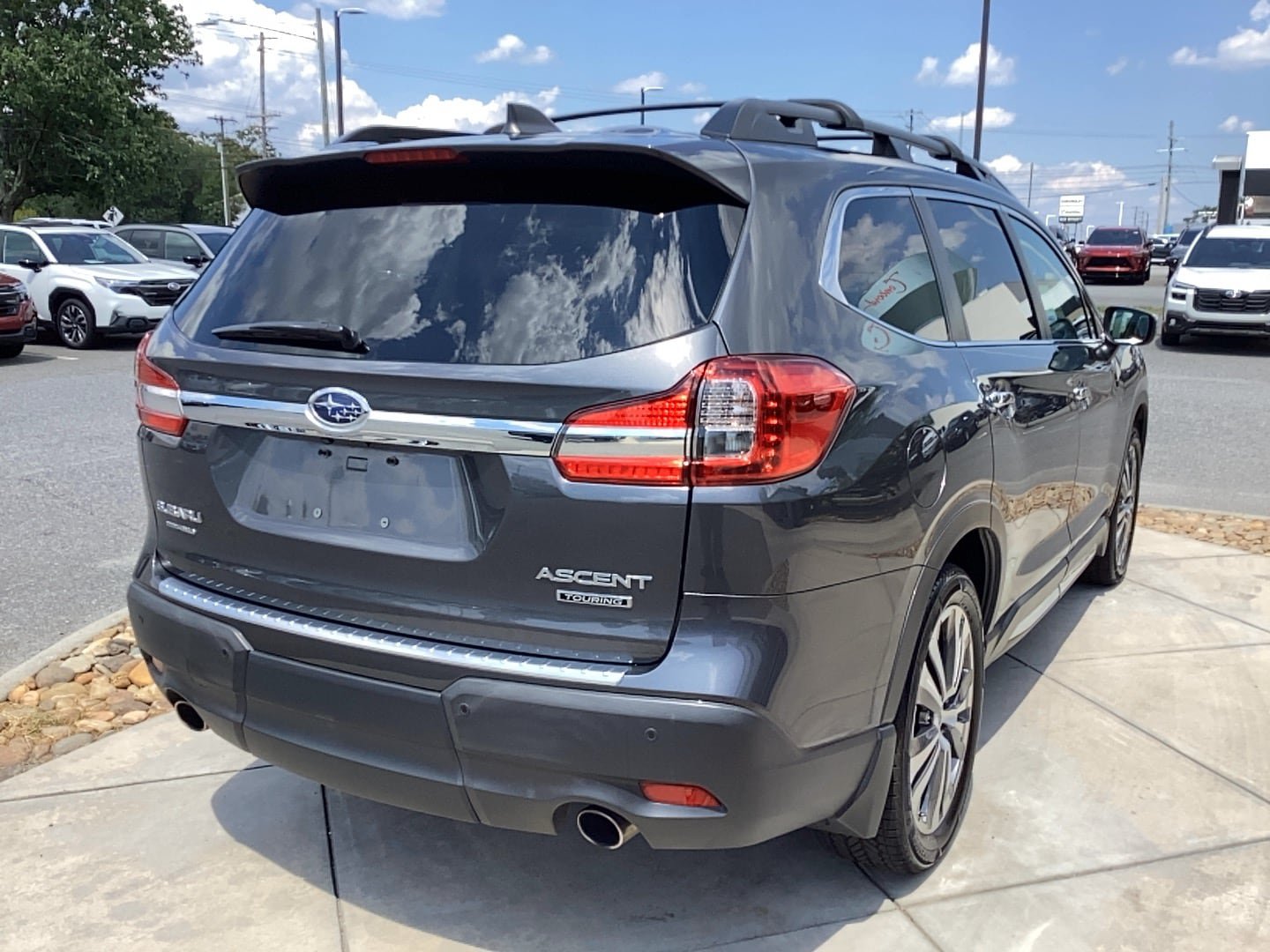 Certified 2022 Subaru Ascent Touring w/ Popular Package #2A AWD/4WD image 6