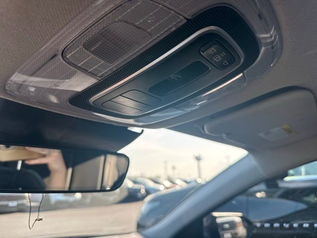 Used 2021 Hyundai Elantra Limited image 30