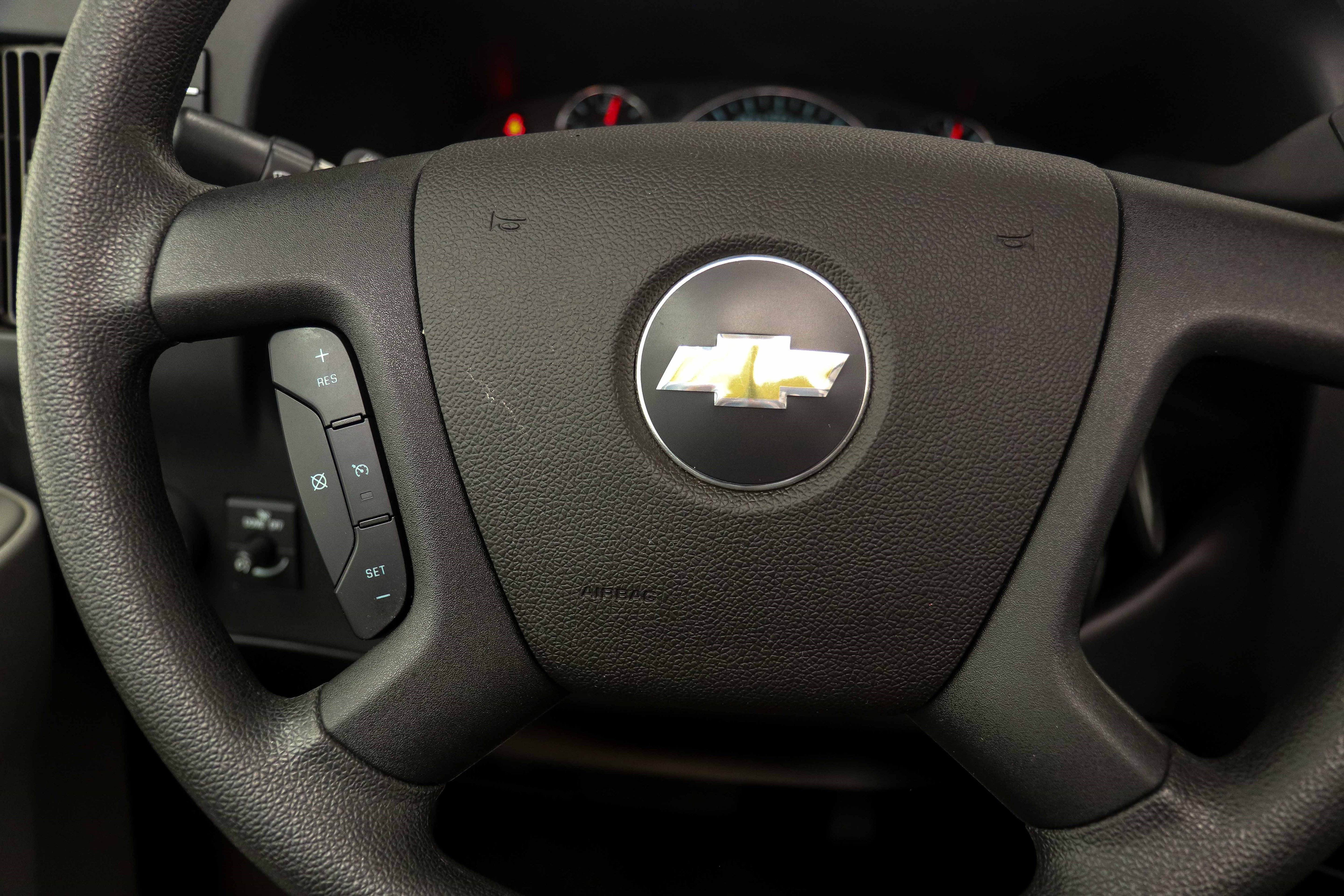 Used 2023 Chevrolet Express 3500 LS RWD image 20