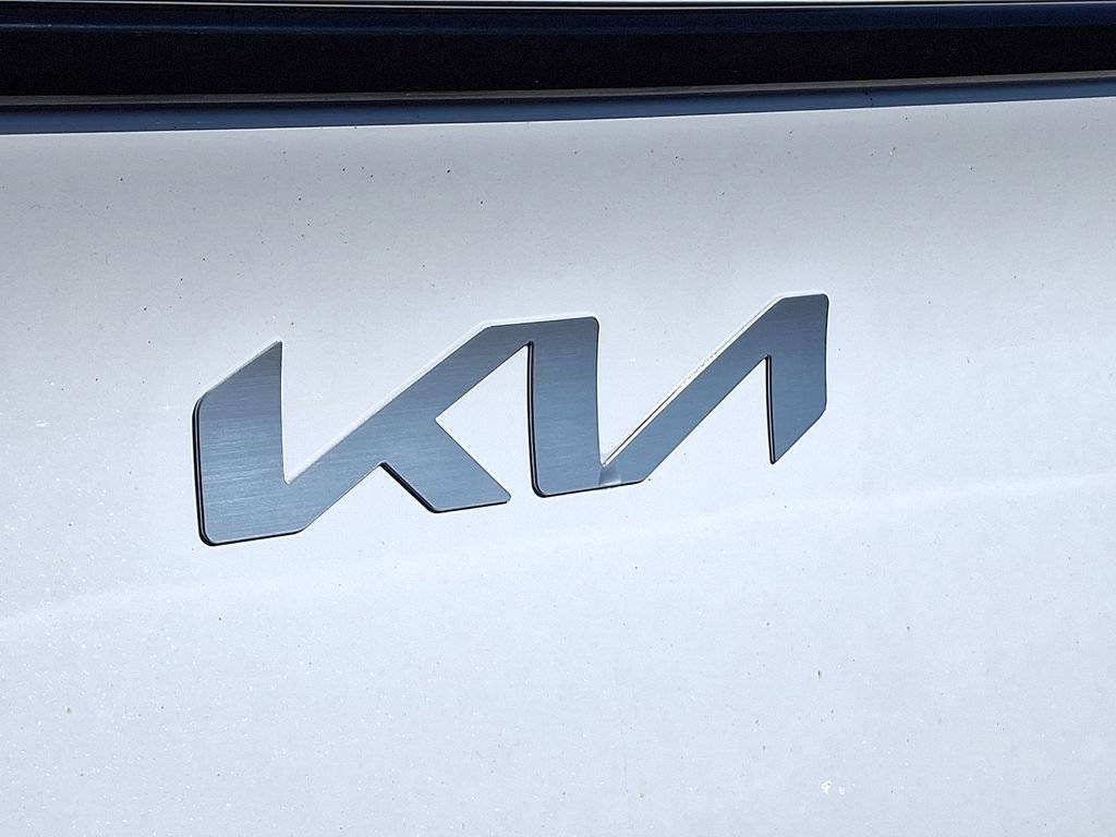 Certified 2026 Kia Sportage EX w/ EX Panorama Roof Package image 30