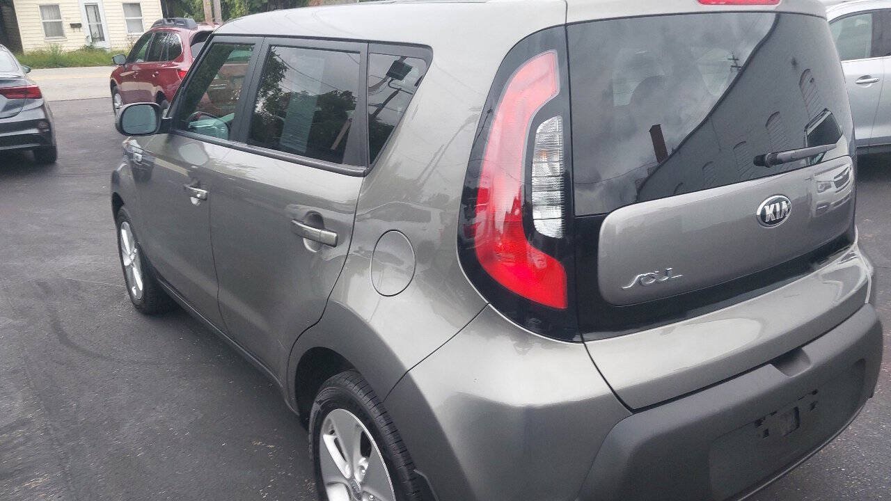 Used 2015 Kia Soul FWD image 5