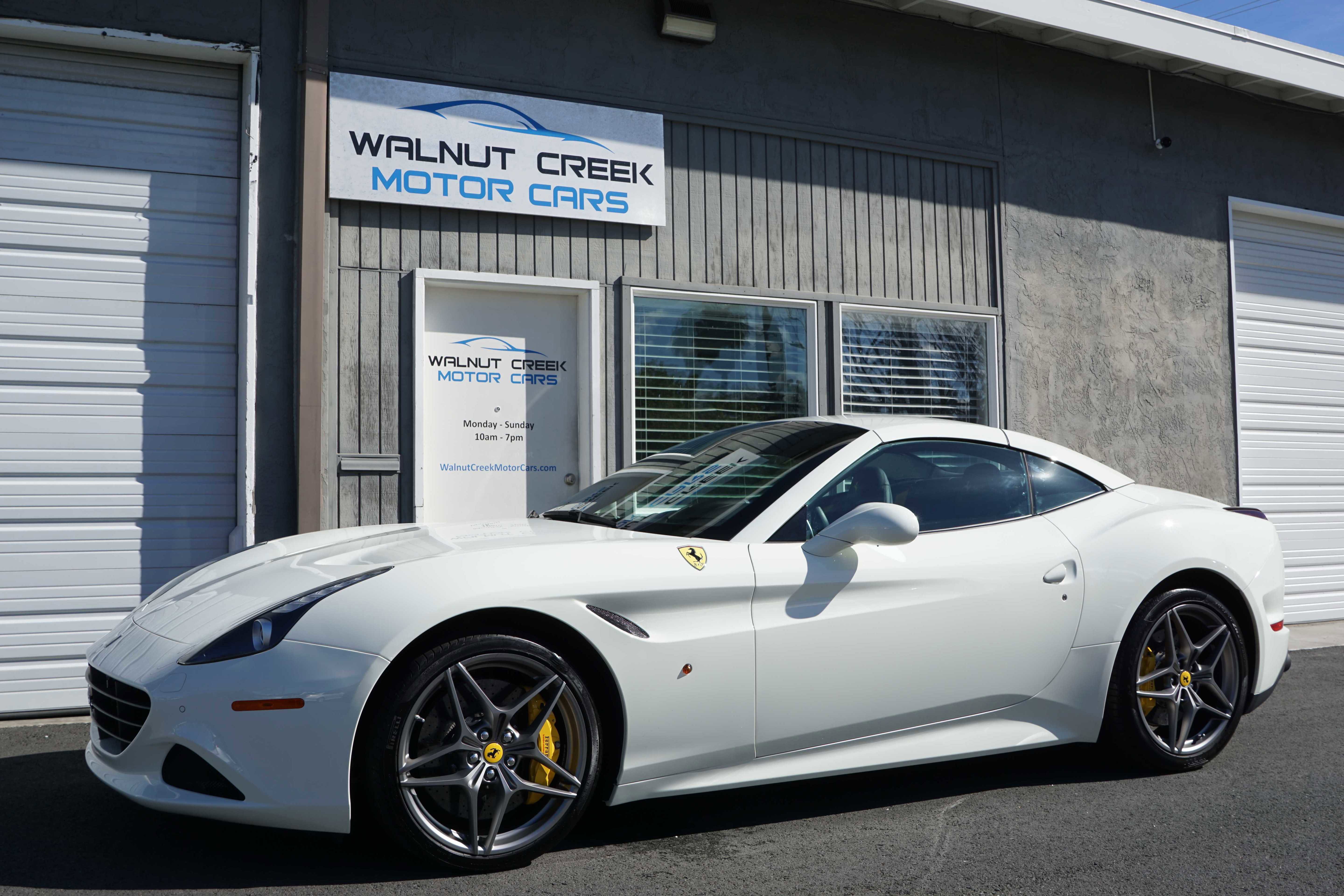 Used 2017 Ferrari California T image 5