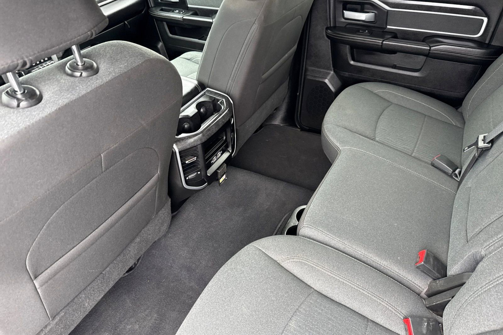 Used 2022 RAM 2500 Big Horn w/ Level C Equiment Group image 12