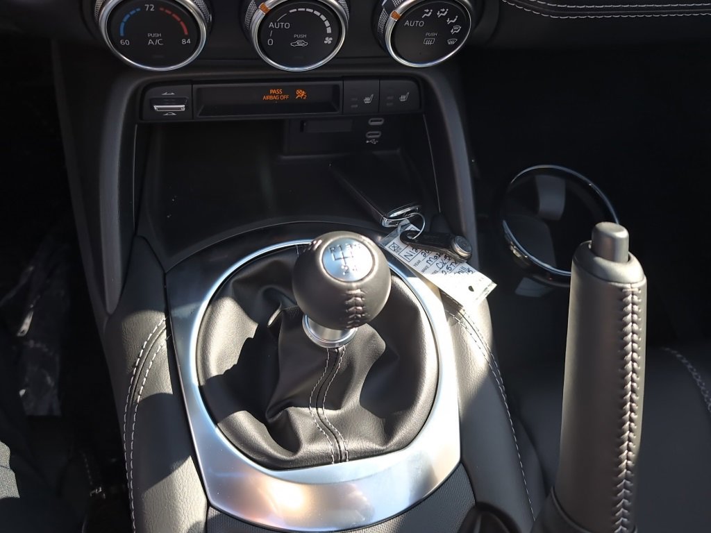 New 2026 MAZDA MX-5 Miata RF Grand Touring image 17