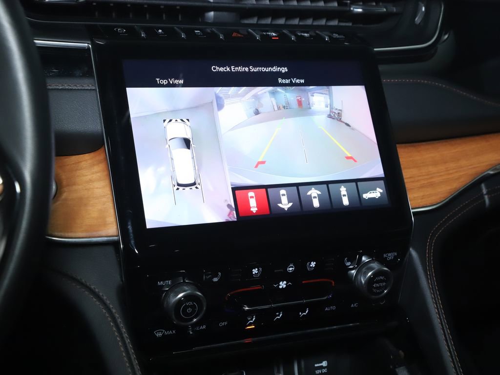 Used 2024 Jeep Grand Cherokee L Summit image 32