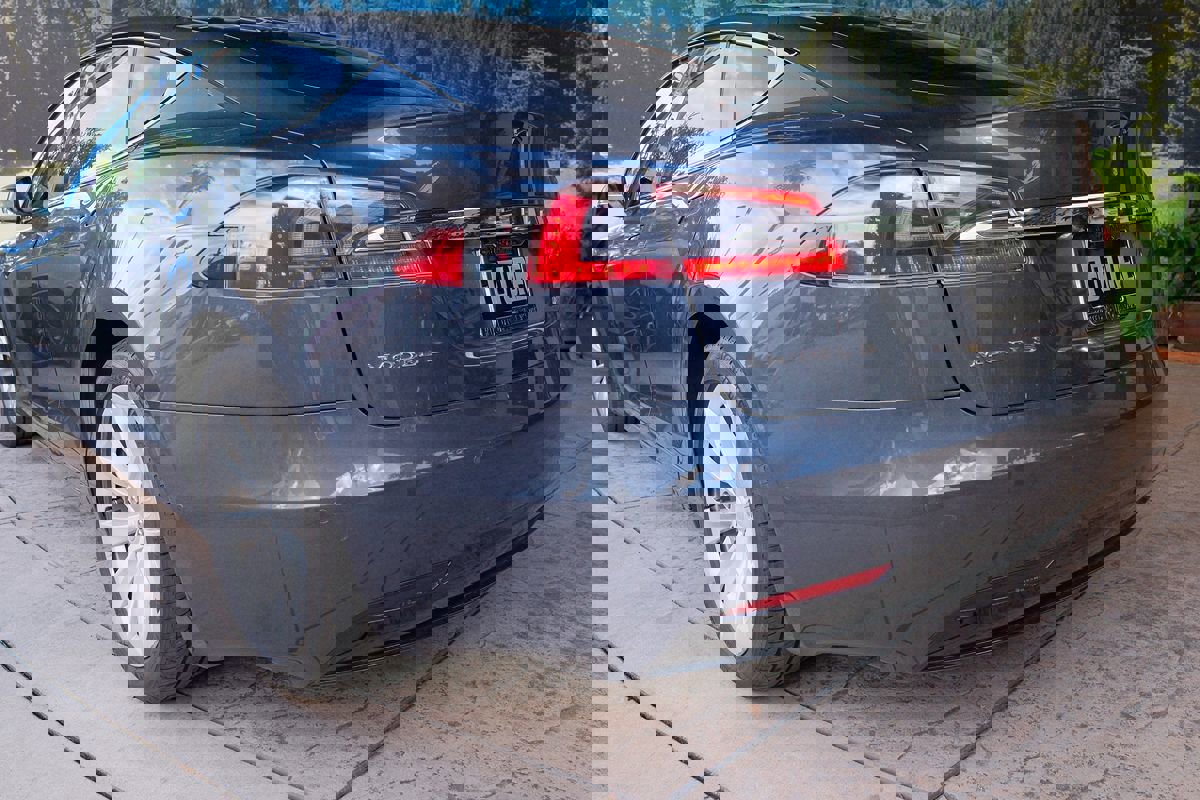 Used 2017 Tesla Model S 100D image 43