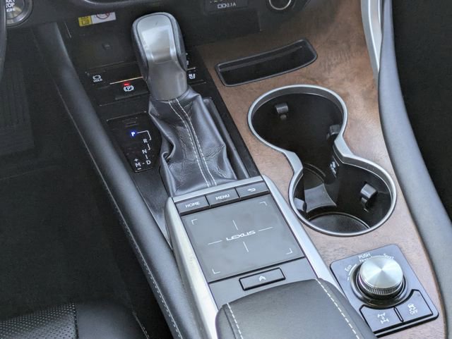 Used 2021 Lexus RX 350L Premium w/ Premium Package image 13