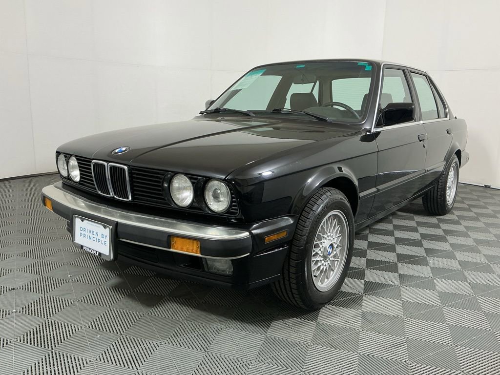 Used 1988 BMW 325 Sedan image 2
