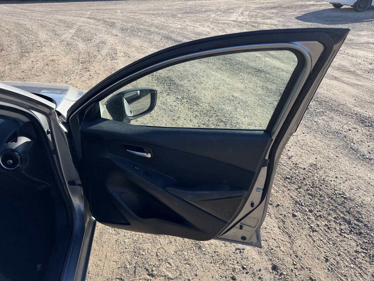 Used 2016 Scion iA FWD image 29