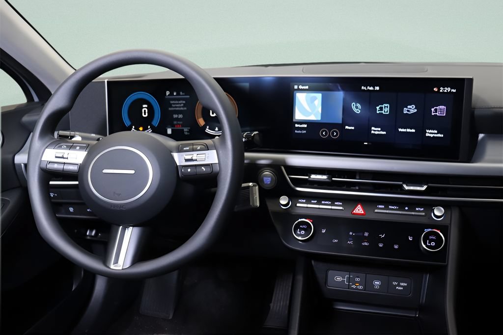 Certified 2025 Hyundai Sonata SEL AWD/4WD image 12