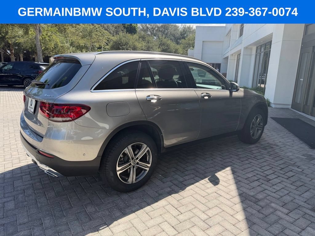 Used 2022 Mercedes-Benz GLC 300 4MATIC image 11