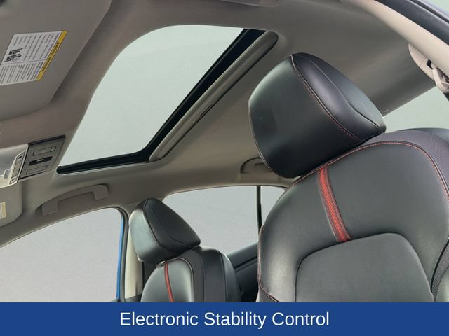 Used 2022 Nissan Sentra SR w/ SR Premium Package FWD image 12