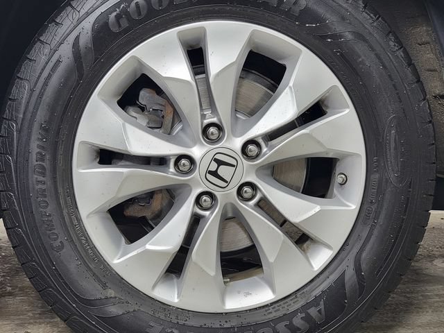 Used 2012 Honda CR-V EX image 10