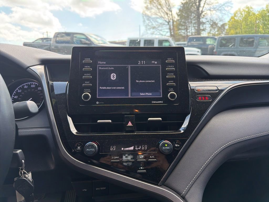 Used 2022 Toyota Camry SE AWD/4WD image 14