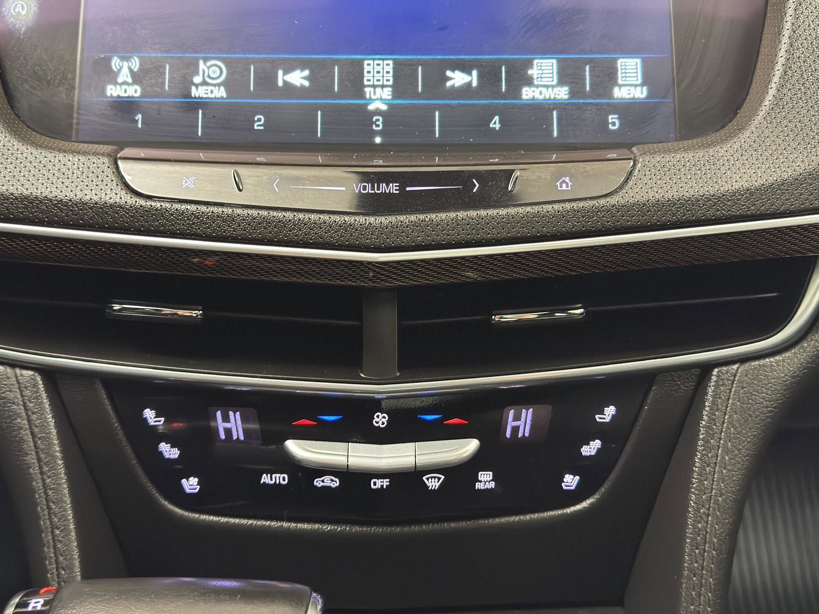 Used 2017 Cadillac CT6 Luxury w/ Active Chassis Package AWD/4WD image 21